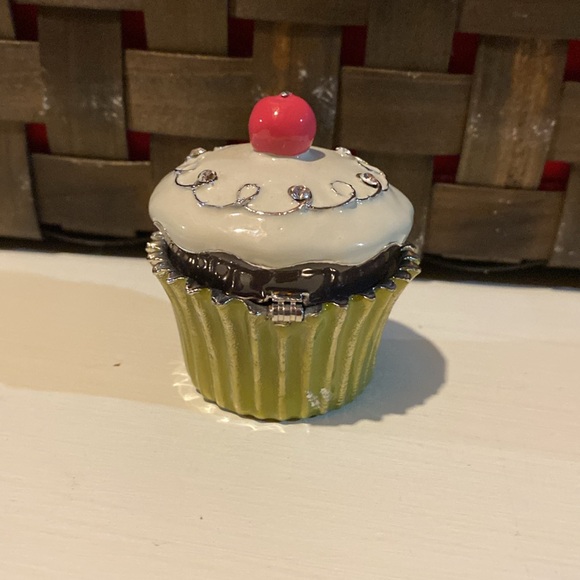 Metal Enamel Cupcake Hinged Trinket Box with Rhinestones - Picture 4 of 5